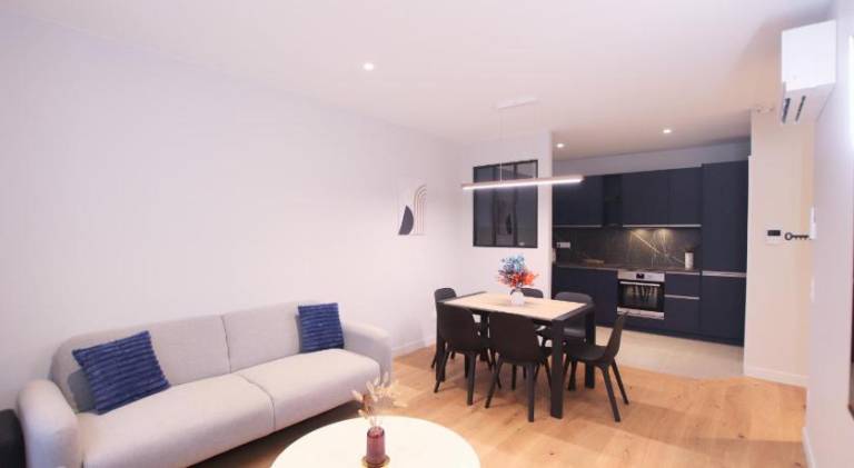 Appartements 3 Chambres de luxe 6 personnes, Centre Ville, Clim, Ascenseur — photo 2
