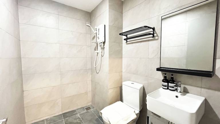 Apartment  Taman Bukit Subang