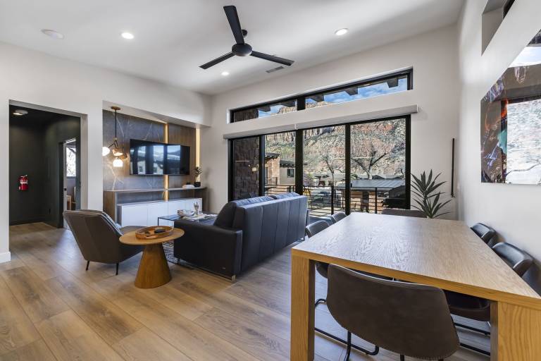 Villa Springdale