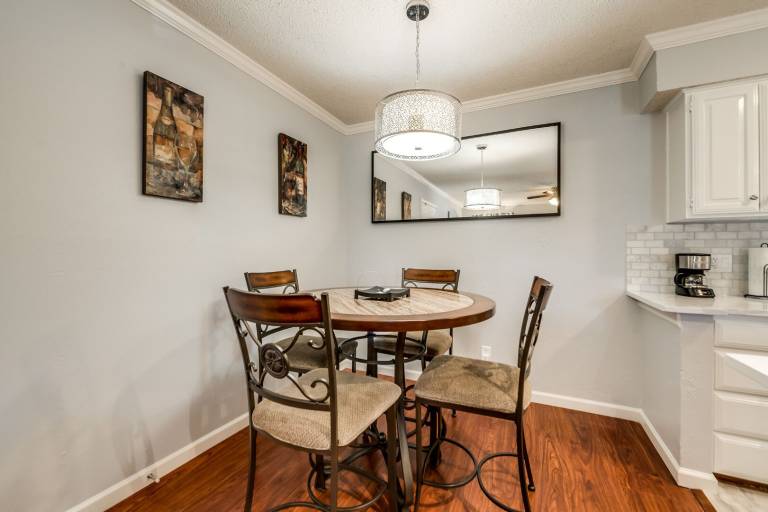 Rental apartment with pool — photo 4