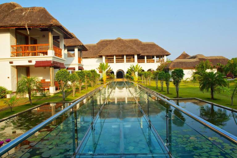 Le Pondy Beach and Lake Resort