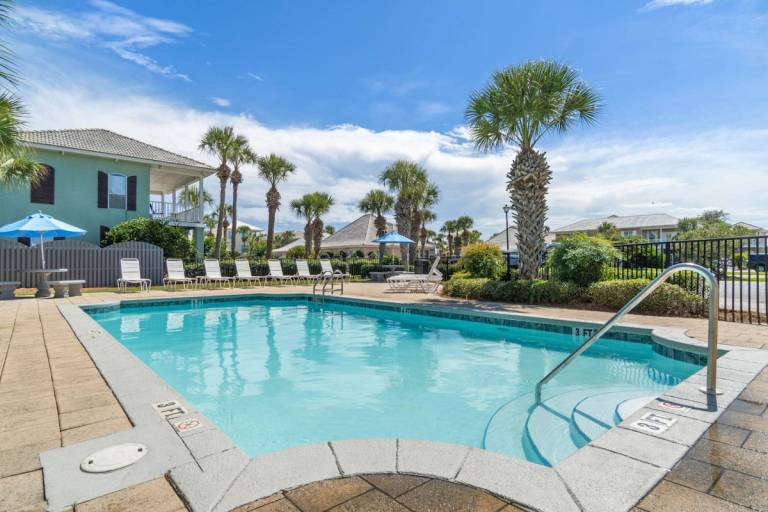 Vacation home with barbecue & pool | Sea view — photo 5