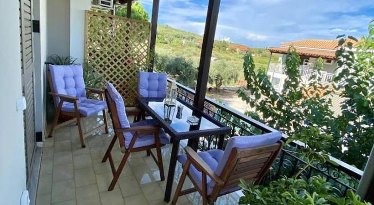 Holiday apartment with 2 rooms for 5 persons — photo 3