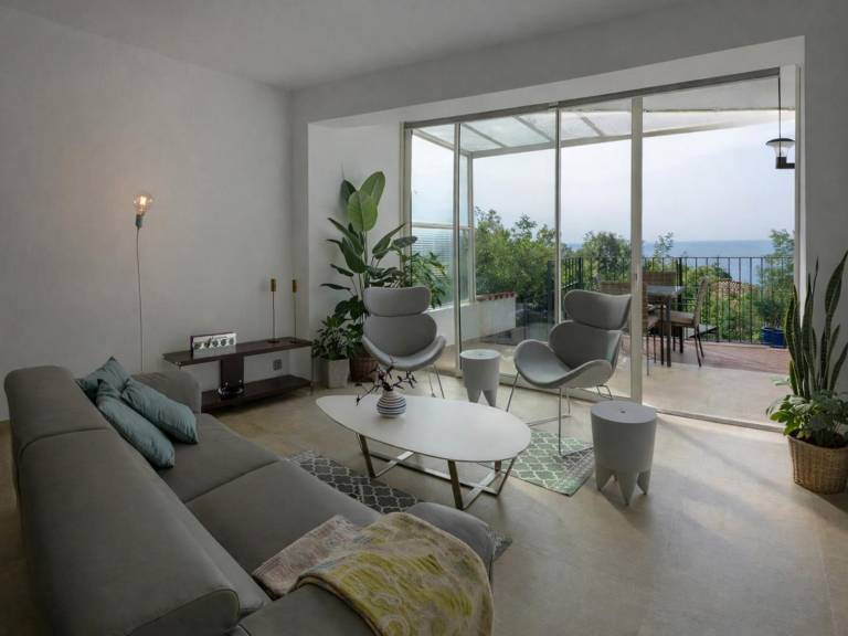 Villa with 2 rooms for 4 persons — photo 4