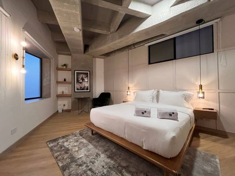 w Bright Loft in Laureles