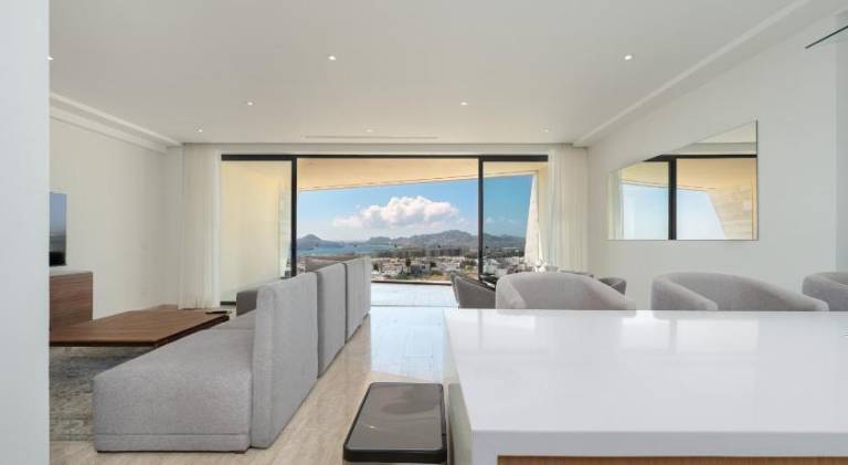 Spacious rental apartment with garden & pool | Pets are welcome — photo 3