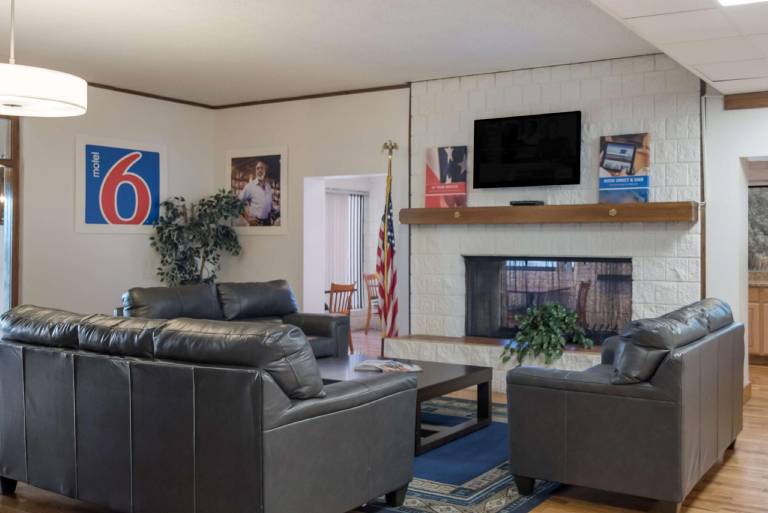 Studio 6 Colorado Springs, CO - Air Force Academy — photo 4