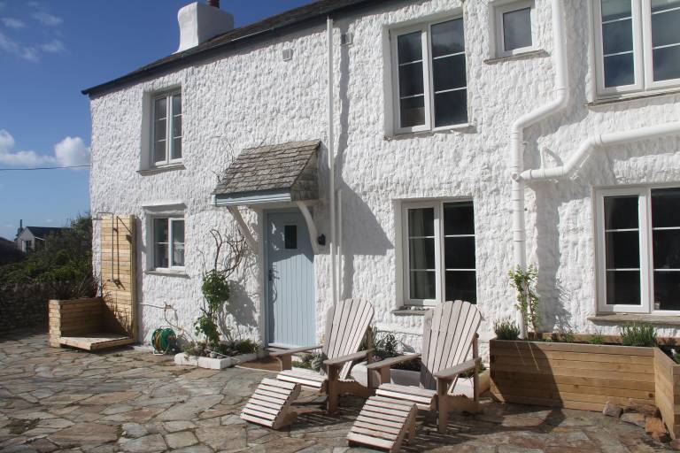 Cottage Poundstock