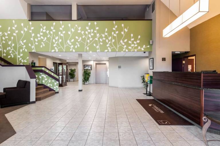 Sleep Inn & Suites