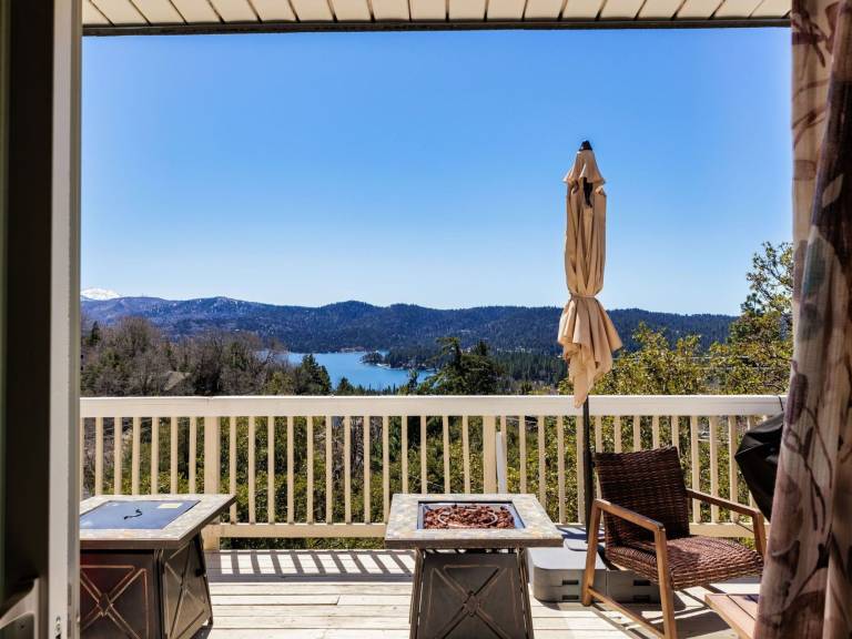 Vacation home with grill in San Bernardino, CA