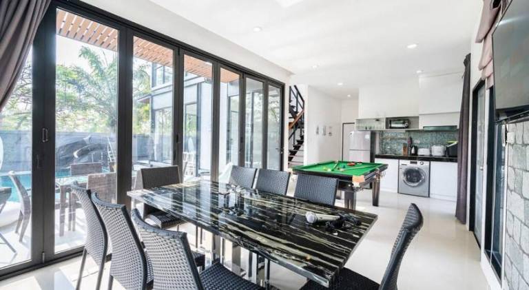 Villa with terrace, barbecue & private pool | Good for workation | Pets are welcome — photo 5
