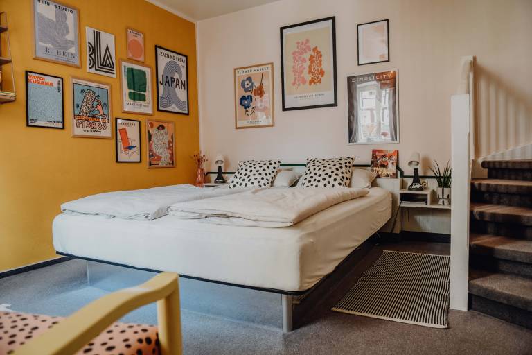 SleepArt room for 2