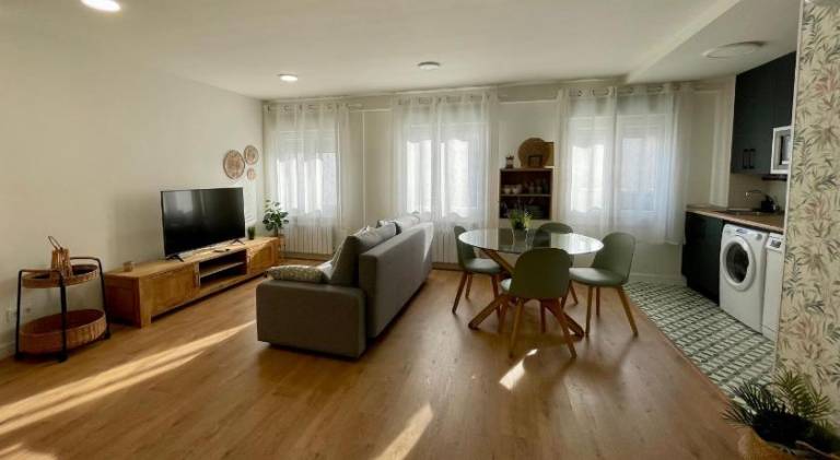 Holiday apartment | Near Cathedral-Basilica of Our Lady of the Pillar in Zaragoza
