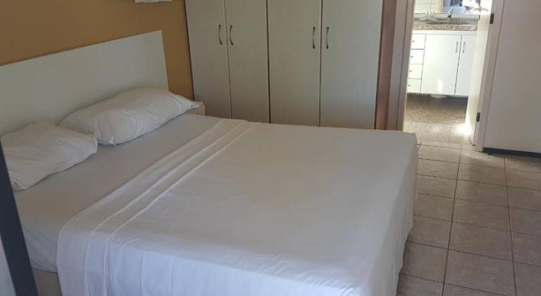 Apartment with hot tub & pool | Pet-friendly — photo 2