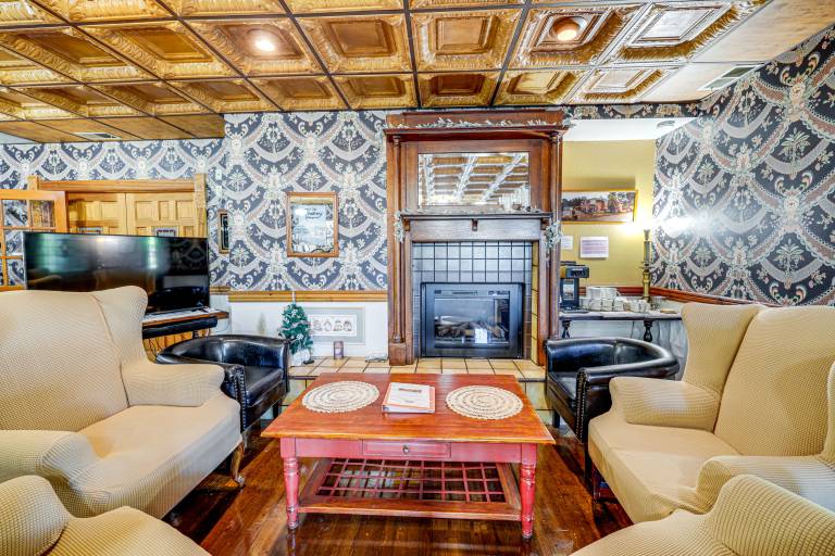 'The Pickford House' - Luxury Central Coast Stay! — photo 3