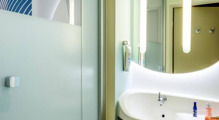 Ibis budget Saint-Quentin-en-Yvelines Vélodrome — photo 2