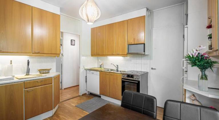 Holiday apartment with 2 rooms for 6 persons — photo 2