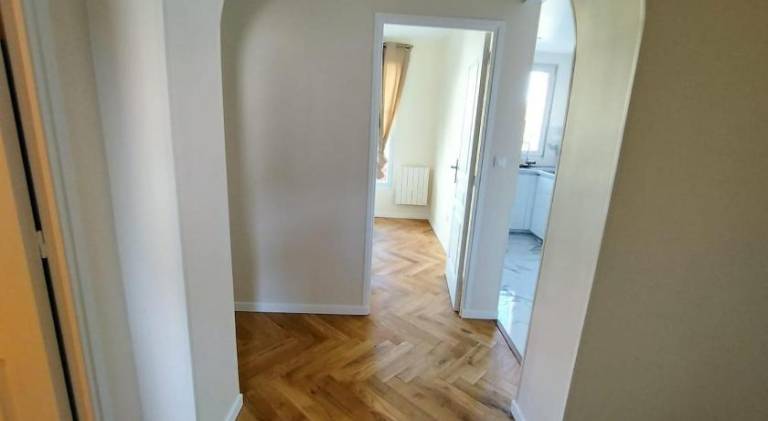 Rental apartment with 2 rooms for 5 persons — photo 4