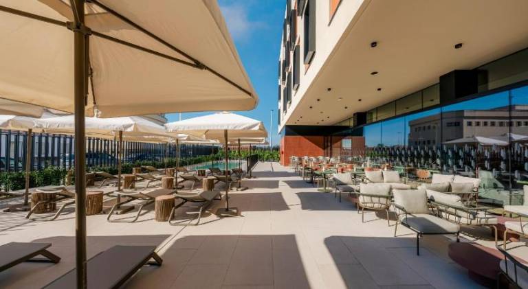 Hampton by Hilton Alicante Airport — photo 4