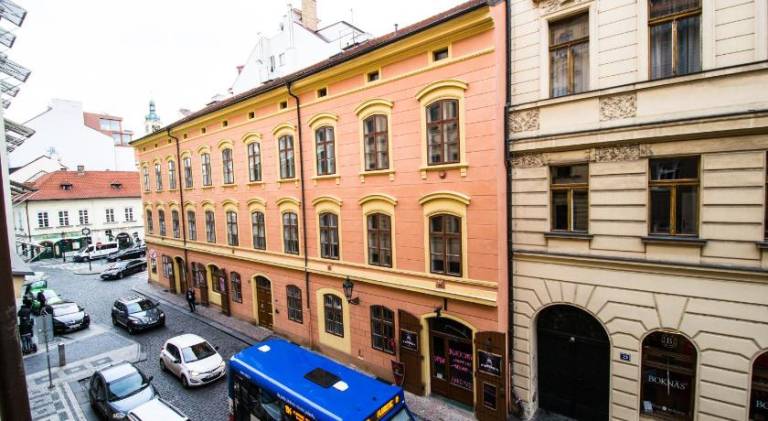 Rental apartment | Near Prague astronomical clock — photo 3