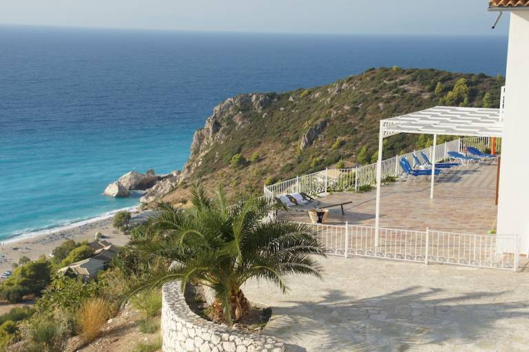 Villa Agios Nikitas