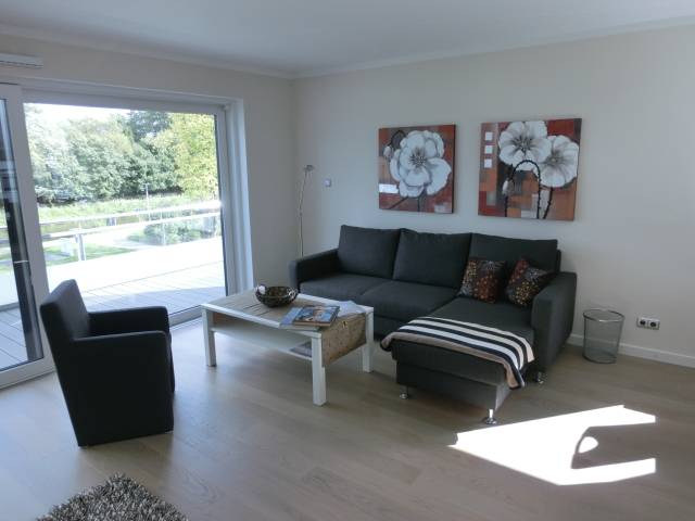 95 M² Ferienwohnung ∙ 2 Schlafzimmer ∙ 4 Gäste - Wingst