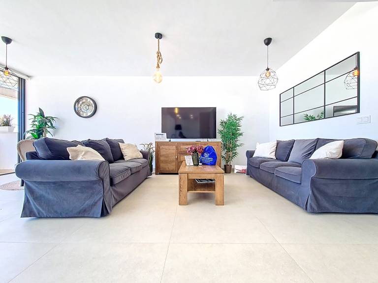 Rental apartment with pool & terrace — photo 3