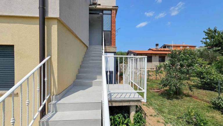 Fully equipped apartment with yard | Pets allowed — photo 5
