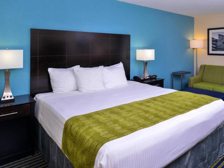 Best Western Leesburg Hotel & Conference Center in Leesburg, VA