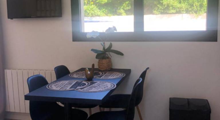 Charmante maisonnette avec terrasse a 100m de la plage — photo 2