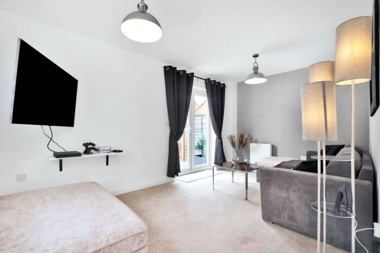 House Woodston