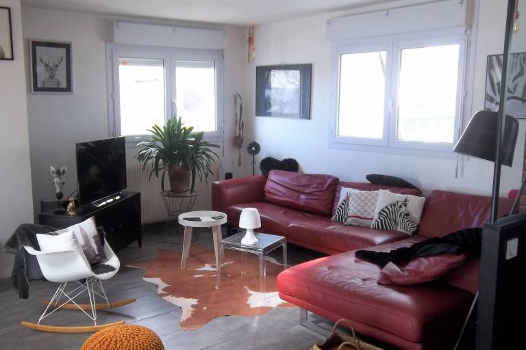 Fully equipped spacious house with terrace & yard | Pets are welcome — photo 3