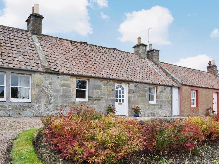 Cottage  Ceres