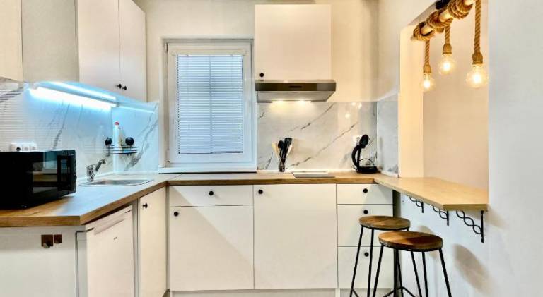 Beautiful rental apartment with sauna & patio | Pets are welcome — photo 5