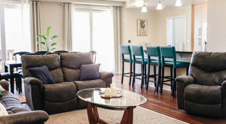 Ample vacation home with pool | Beach nearby | Pets allowed in Virginia Beach, VA