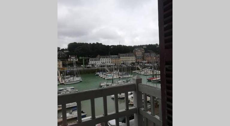House with 2 rooms for 4 persons in Dieppe