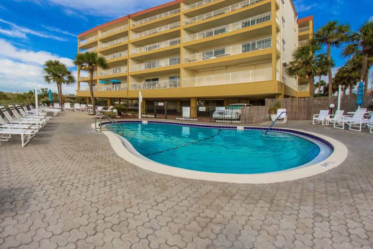 Condo Madeira Beach