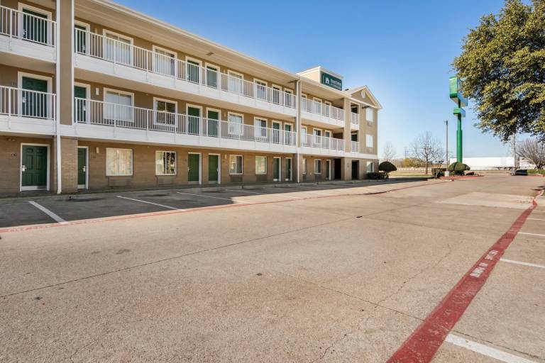 Motel  Mesquite Commons