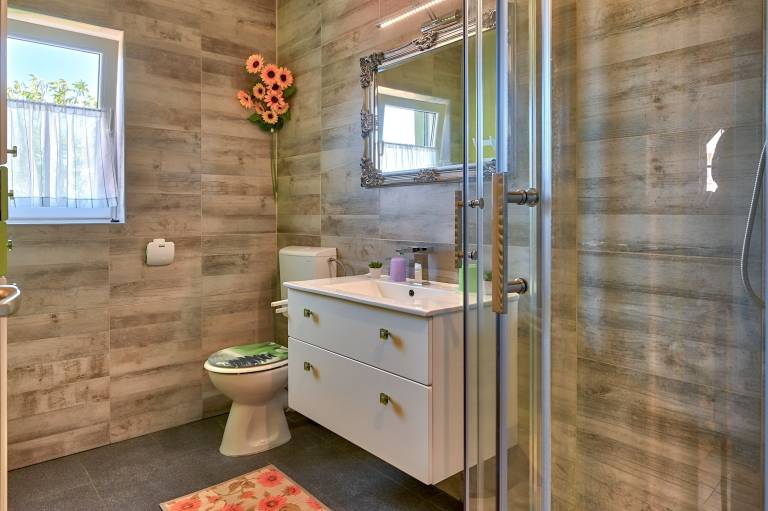Family-oriented beautiful holiday apartment with grill & yard | Good for workation | Pets are welcome — photo 5
