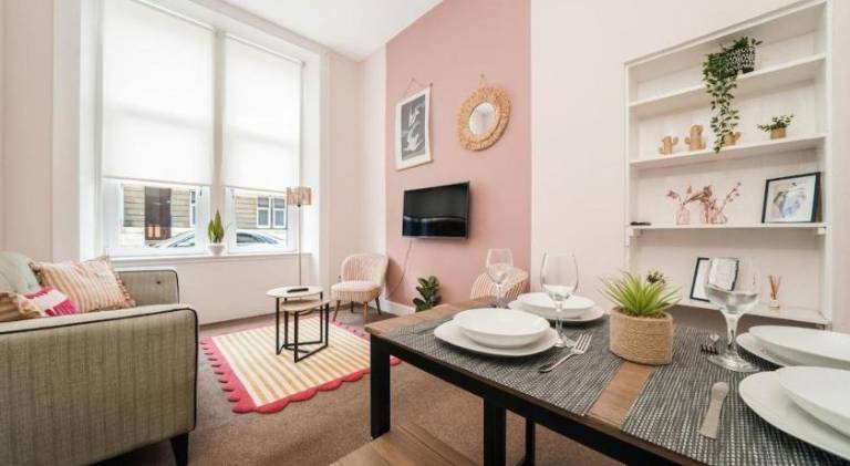Rental apartment | Close to Belfast City Hall | Pets allowed in Belfast