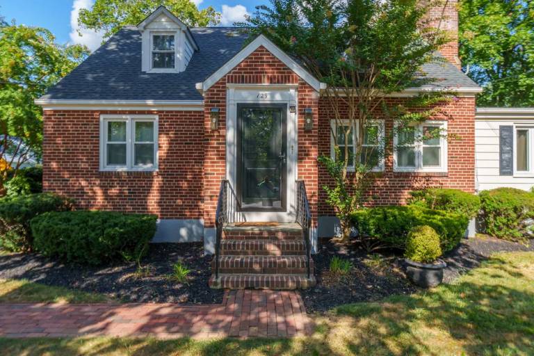 Apartment  Cranbury Township