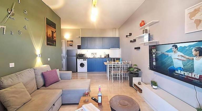 Apartment with pool & terrace in Corfu