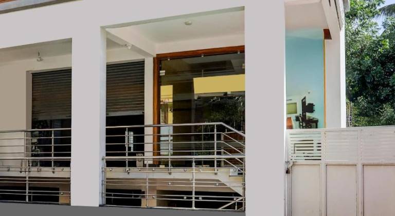 HOTEL ROYAL SUITES — photo 2