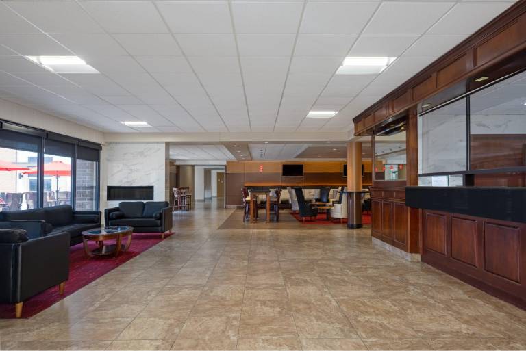 Holiday Inn Des Moines-Airport Conference Center By IHG — photo 5