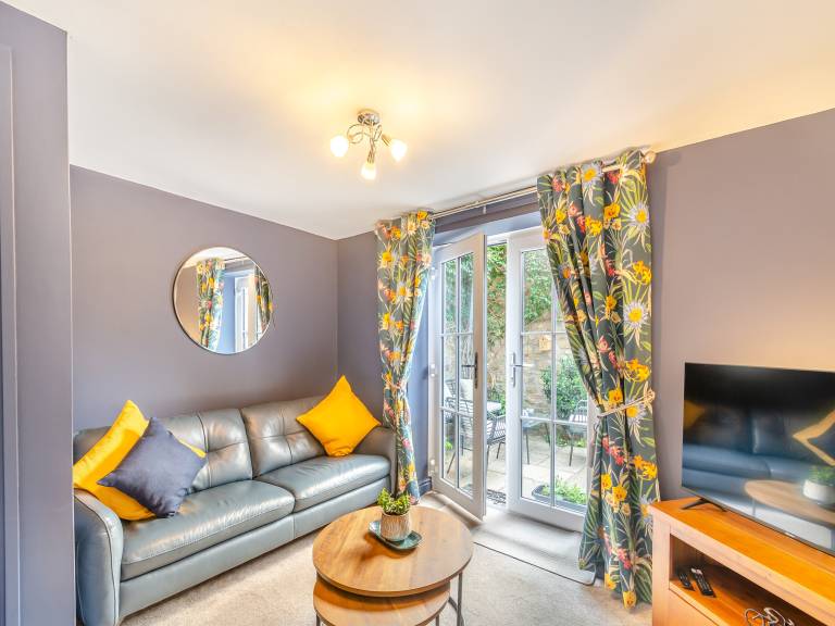 Family-oriented lovely cottage with garden | Pets are welcome — photo 2