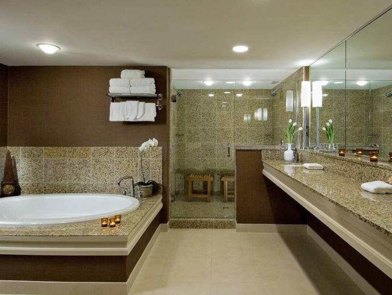 DoubleTree by Hilton Hotel Chicago - Arlington Heights — photo 2