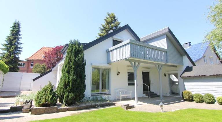 Holiday apartment with 3 rooms for 6 persons in Timmendorfer Strand