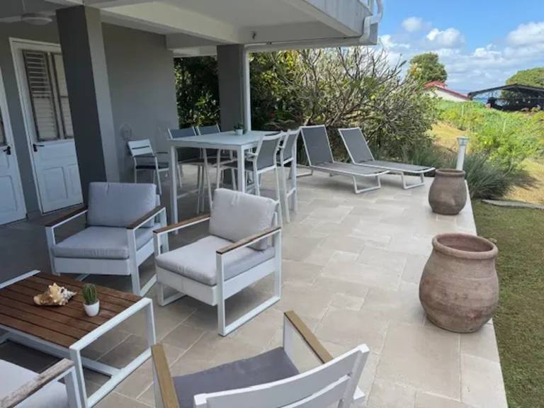 Studio Arrondissement La Trinité