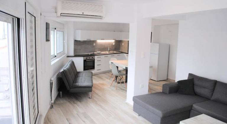 Rental apartment with 2 rooms for 6 persons — photo 2