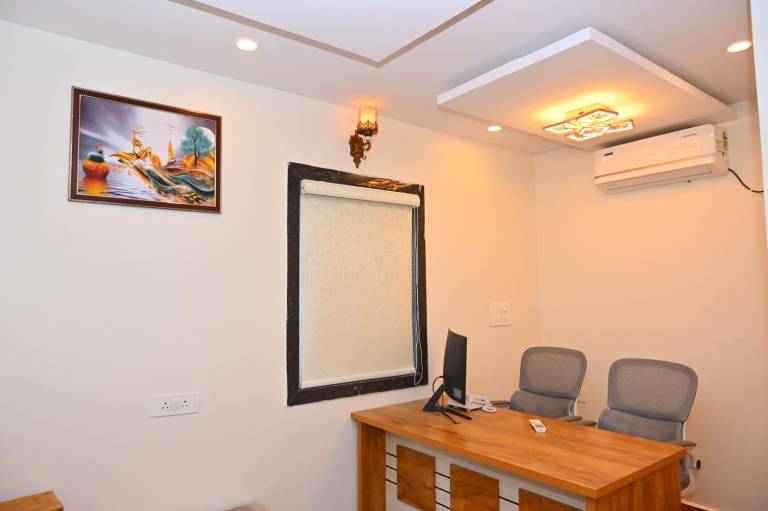 Sharan's Inn Suites & Banquets — photo 3